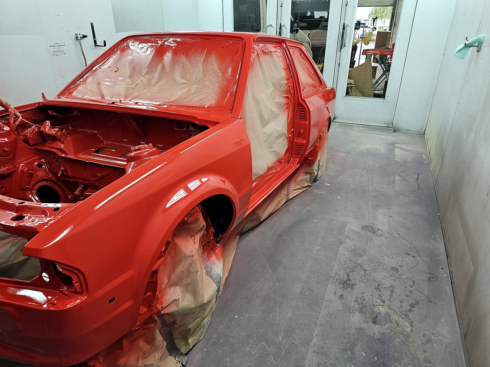 Mk1 Escort — bare metal to colour