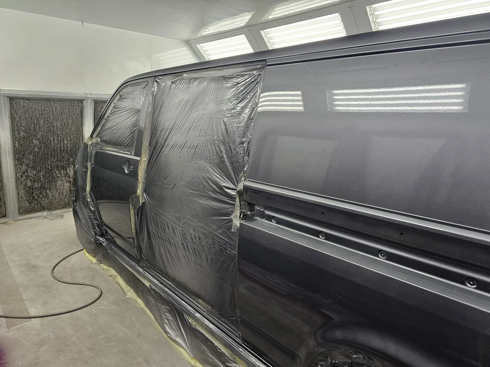 VW Transporter — panel respray